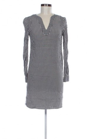 Šaty  Caroll, Velikost S, Barva Vícebarevné, Cena  59,00 Kč