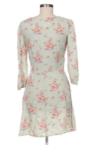 Šaty  Cropp, Velikost M, Barva Vícebarevné, Cena  99,00 Kč