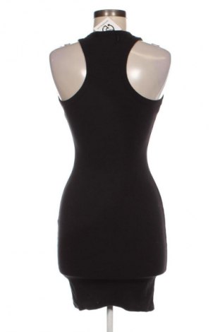 Šaty  Fb Sister, Velikost M, Barva Černá, Cena  89,00 Kč