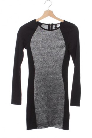 Šaty  H&M Divided, Velikost XS, Barva Vícebarevné, Cena  99,00 Kč