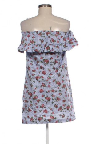 Рокля Stradivarius, Размер S, Цвят Многоцветен, Цена 3,06 €