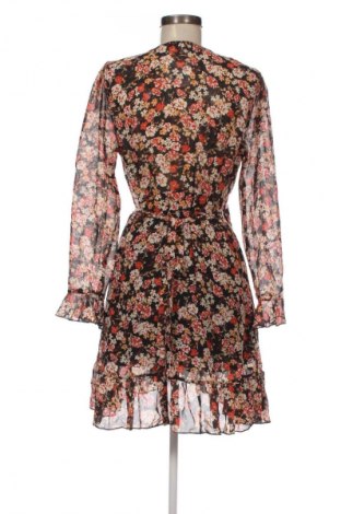 Ruha Unbranded, Méret M, Szín Sokszínű, Ár 1 039 Ft