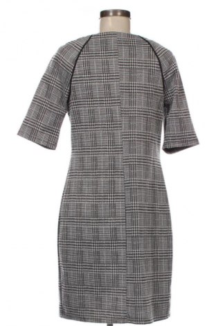 Рокля Unbranded, Размер M, Цвят Многоцветен, Цена 2,04 €