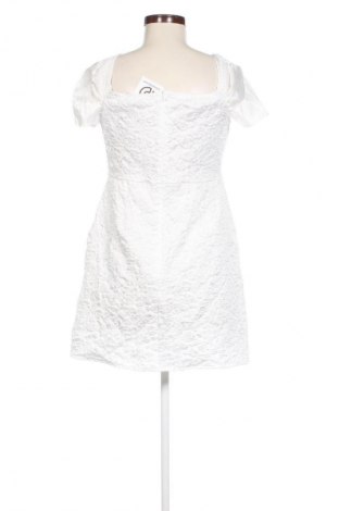 Sukienka Unbranded, Rozmiar M, Kolor Biały, Cena 29,99 zł