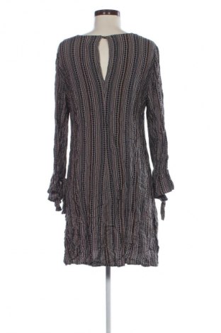 Šaty  United Colors Of Benetton, Velikost S, Barva Vícebarevné, Cena  49,00 Kč