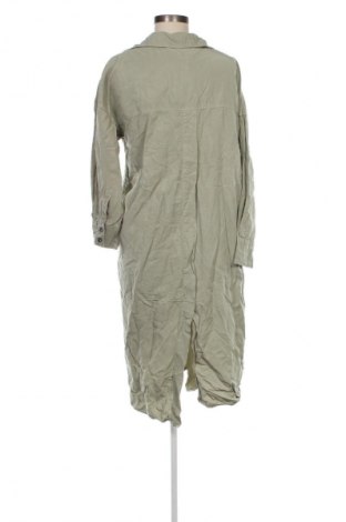 Kleid Zara, Größe M, Farbe Grün, Preis 15,99 €