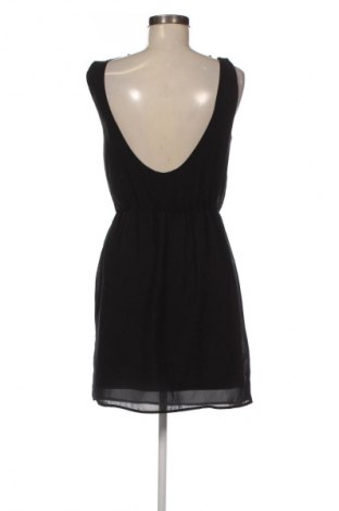 Рокля Zara Trafaluc, Размер M, Цвят Черен, Цена 3,57 €