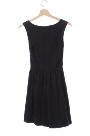 Рокля Zara Trafaluc, Размер S, Цвят Черен, Цена 2,55 €