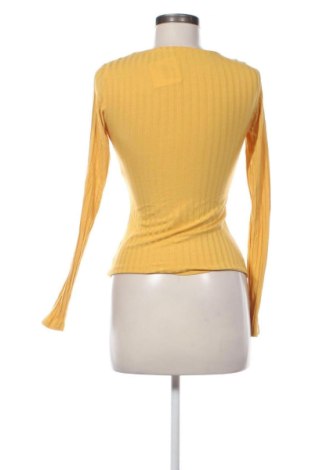 Damen Shirt Amisu, Größe XS, Farbe Gelb, Preis 12,99 €