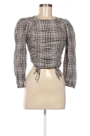 Дамска блуза Bershka, Размер S, Цвят Многоцветен, Цена 11,24 €, #136416566