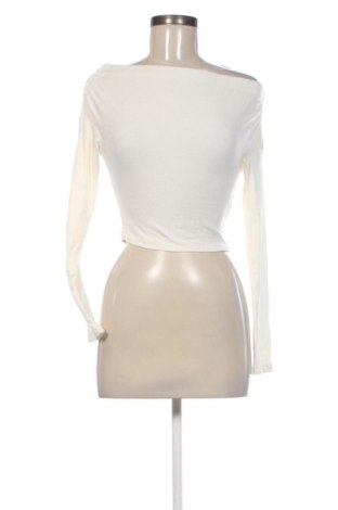 Дамска блуза Bershka, Размер S, Цвят Бял, Цена 10,22 €