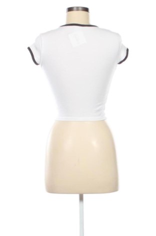 Damen Shirt Bershka, Größe XS, Farbe Weiß, Preis 9,70 €