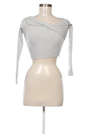 Дамска блуза Bershka, Размер XS, Цвят Сив, Цена 10,22 €
