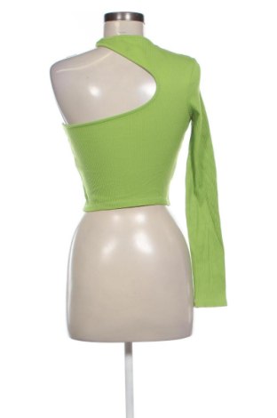 Damen Shirt Bershka, Größe M, Farbe Grün, Preis 12,99 €