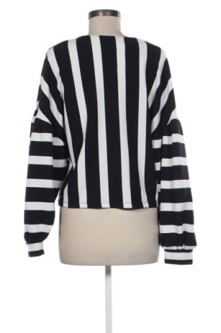 Damen Shirt Bershka, Größe M, Farbe Mehrfarbig, Preis € 10,00