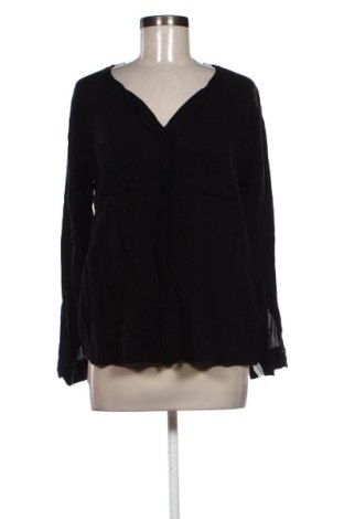 Γυναικεία μπλούζα Gina Tricot, Μέγεθος M, Χρώμα Μαύρο, Τιμή 10,00 €