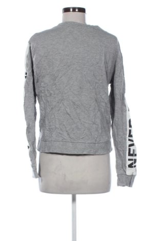 Дамска блуза H&M Divided, Размер M, Цвят Сив, Цена 10,22 €