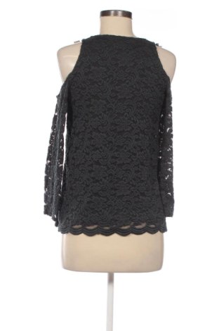 Bluzka damska Hollister, Rozmiar M, Kolor Kolorowy, Cena 91,99 zł
