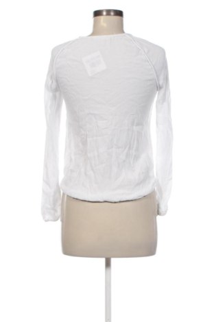 Дамска блуза Mango, Размер XS, Цвят Бял, Цена 14,00 €