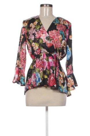 Damen Shirt NEW COLLECTION, Größe S, Farbe Mehrfarbig, Preis € 22,99