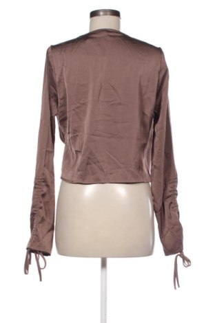 Дамска блуза Nly Trend, Размер M, Цвят Кафяв, Цена 10,22 €