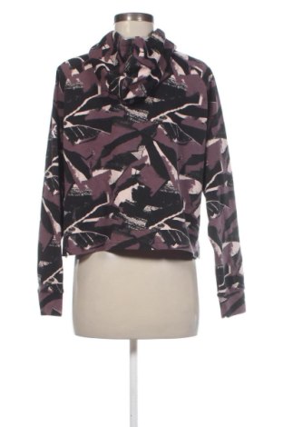 Дамска блуза PUMA, Размер M, Цвят Многоцветен, Цена 25,05 €