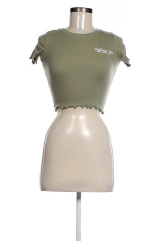 Dámská halenka Pull&Bear, Velikost S, Barva Zelená, Cena  283,00 Kč