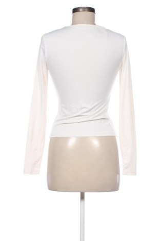 Damen Shirt Stradivarius, Größe S, Farbe Weiß, Preis 12,99 €