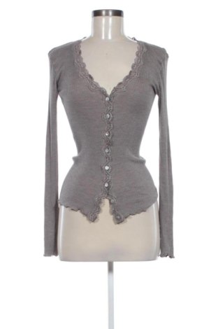 Damen Strickjacke Style Butler, Größe S, Farbe Grau, Preis 56,34 €