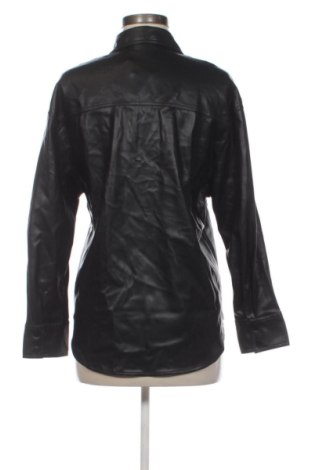 Дамска риза Stradivarius, Размер S, Цвят Черен, Цена 13,29 €
