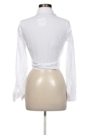 Damenbluse Stradivarius, Größe S, Farbe Weiß, Preis 13,00 €