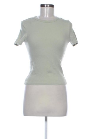 Γυναικείο t-shirt Fb Sister, Μέγεθος S, Χρώμα Πράσινο, Τιμή 10,99 €