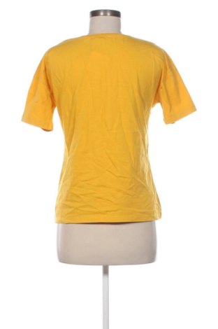 Γυναικείο t-shirt LC Waikiki, Μέγεθος S, Χρώμα Κίτρινο, Τιμή 11,00 €