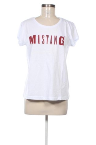 Damski T-shirt Mustang, Rozmiar M, Kolor Biały, Cena 48,99 zł