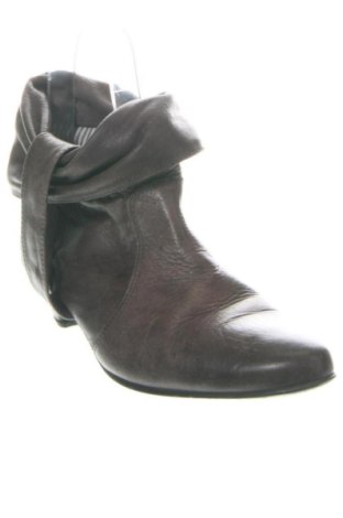 Damen Stiefeletten Barratts, Größe 38, Farbe Grau, Preis 71,55 €