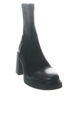 Дамски боти GOE, Размер 36, Цвят Черен, Цена 92,03 €