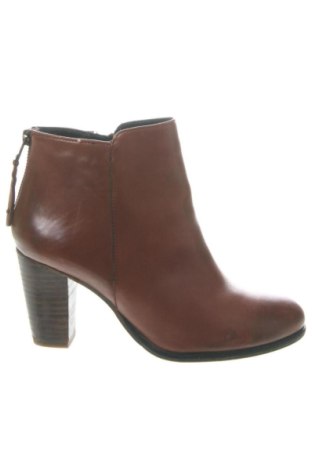 Damen Stiefeletten SPM, Größe 37, Farbe Braun, Preis € 110,00