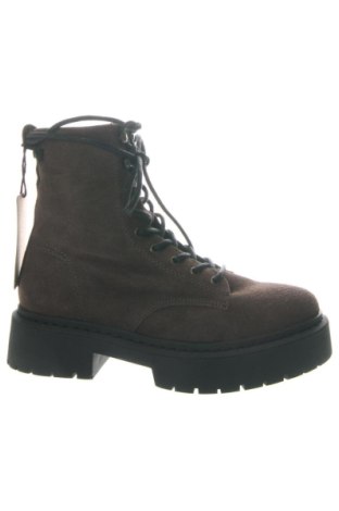 Γυναικεία μποτάκια Steve Madden, Μέγεθος 38, Χρώμα Καφέ, Τιμή 164,99 €