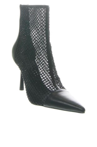 Дамски боти Steve Madden, Размер 38, Цвят Черен, Цена 92,03 €