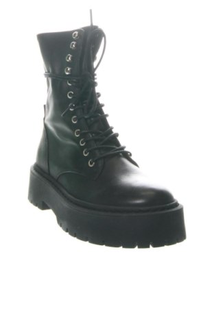 Дамски боти Steve Madden, Размер 39, Цвят Черен, Цена 112,48 €