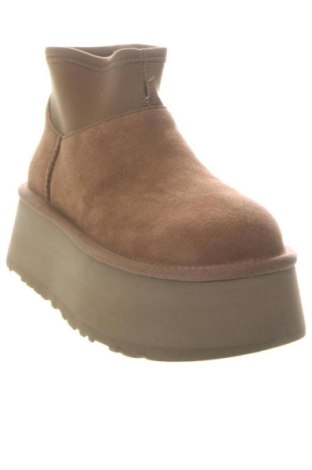 Дамски боти UGG Australia, Размер 38, Цвят Оранжев, Цена 138,04 €