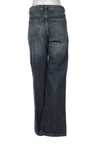Blugi de femei Bershka, Mărime M, Culoare Albastru, Preț 145,99 Lei