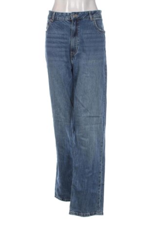 Damskie jeansy Bershka, Rozmiar L, Kolor Niebieski, Cena 78,99 zł