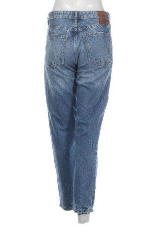 Γυναικείο Τζίν Bershka, Μέγεθος S, Χρώμα Μπλέ, Τιμή 17,99 €
