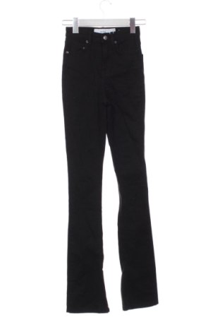 Дамски дънки Bershka, Размер XXS, Цвят Черен, Цена 19,94 €