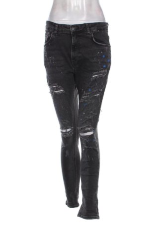 Дамски дънки Bershka, Размер S, Цвят Черен, Цена 15,33 €