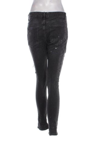 Дамски дънки Bershka, Размер S, Цвят Черен, Цена 15,33 €