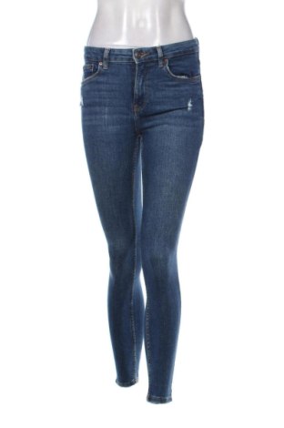 Damskie jeansy Bershka, Rozmiar S, Kolor Niebieski, Cena 78,99 zł