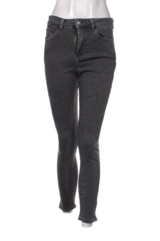 Blugi de femei C&A, Mărime M, Culoare Gri, Preț 145,99 Lei