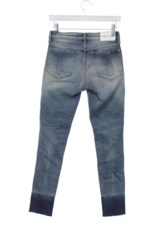Дамски дънки Calvin Klein Jeans, Размер S, Цвят Син, Цена 35,27 €